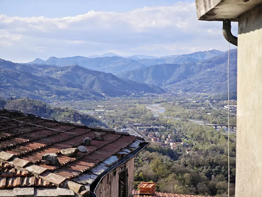 Immagine 18 di Porzione di casa in vendita  in Via Giuseppe Verdi 52 a Vezzano Ligure
