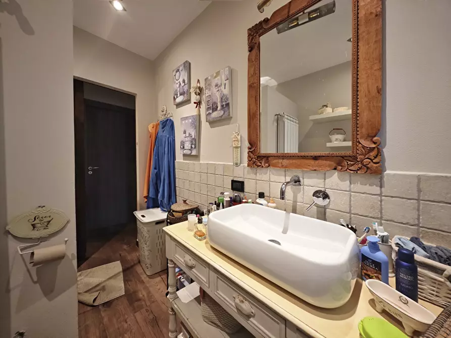 Immagine 32 di Porzione di casa in vendita  in Via Arena 15 a Ameglia