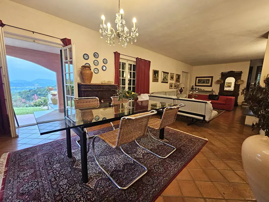 Immagine 11 di Villa in vendita  in Via Prulla 15 a Sarzana