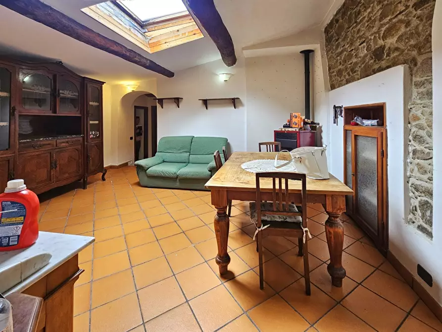 Immagine 11 di Porzione di casa in vendita  in Via Canepari 70 a Fosdinovo