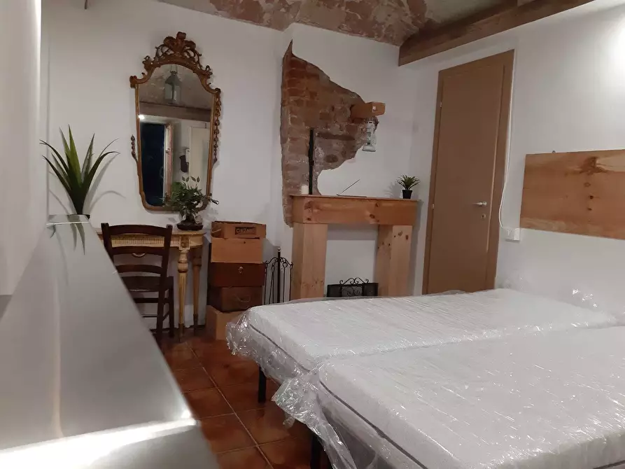 Immagine 4 di Bilocale in vendita  in Via San Giuseppe Benedetto Cottolengo 19 a Torino