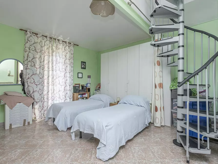 Immagine 15 di Villa in vendita  in Via Lucento 68 a Torino