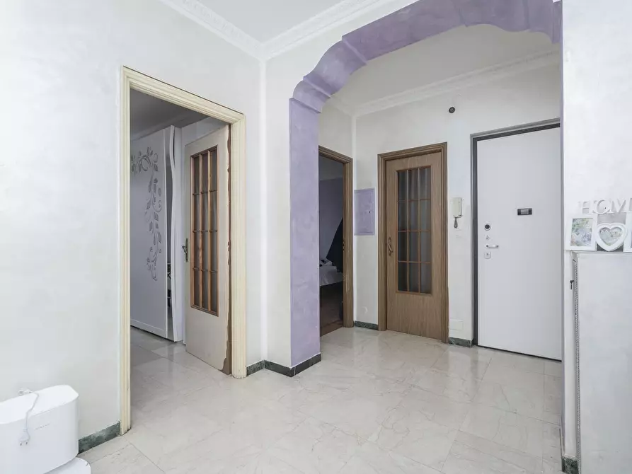 Immagine 21 di Trilocale in vendita  in Via Aosta 60 a Torino