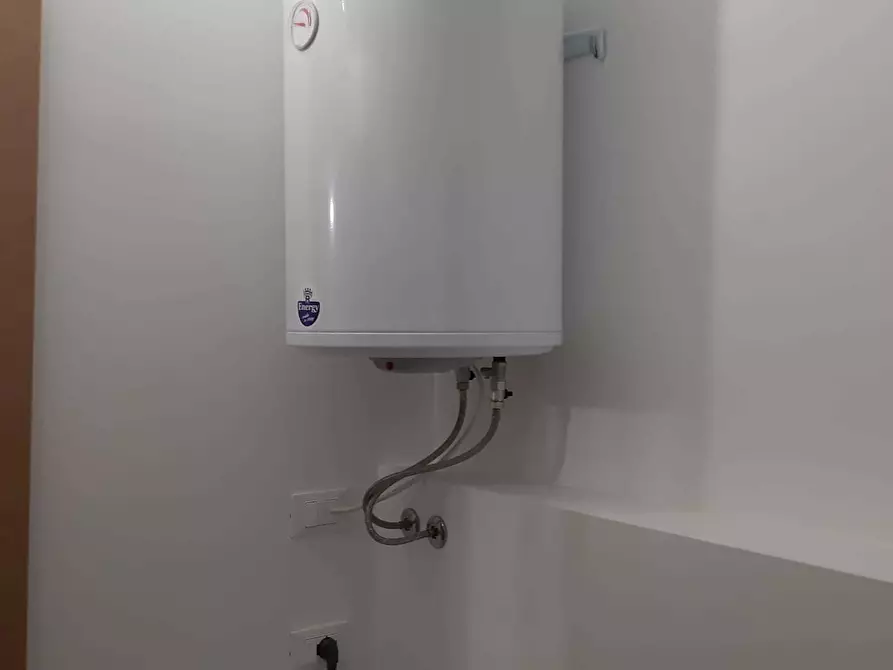 Immagine 22 di Bilocale in vendita  in Via San Giuseppe Benedetto Cottolengo 19 a Torino