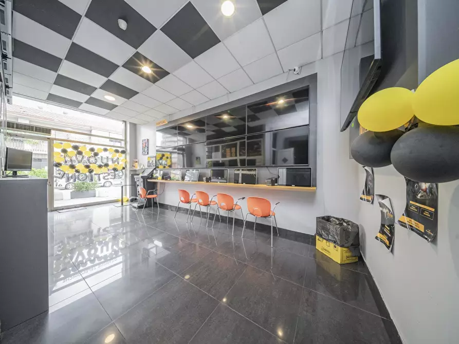 Immagine 8 di Bar / Ristorante in vendita  in Via Terni 25 a Torino