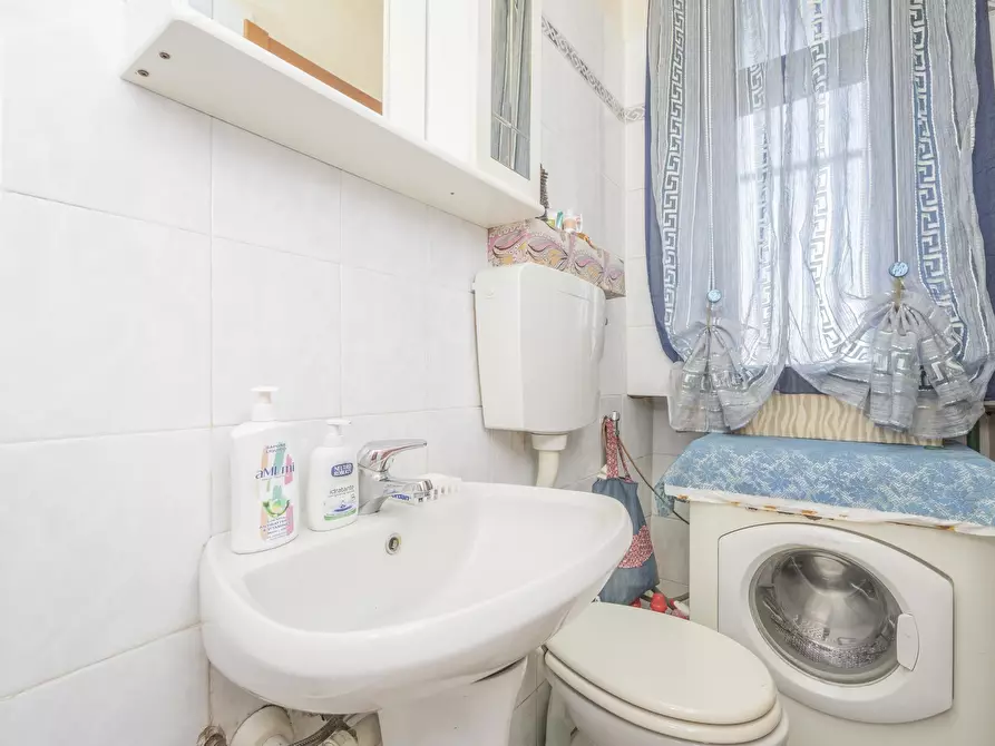 Immagine 22 di Trilocale in vendita  in Via Viterbo 123 a Torino