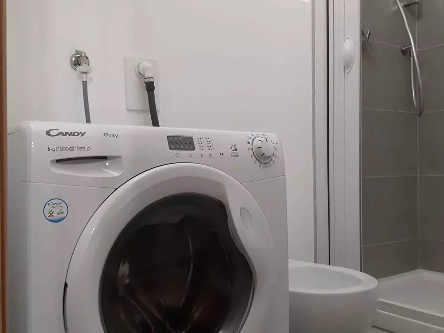 Immagine 21 di Bilocale in vendita  in Via San Giuseppe Benedetto Cottolengo 19 a Torino