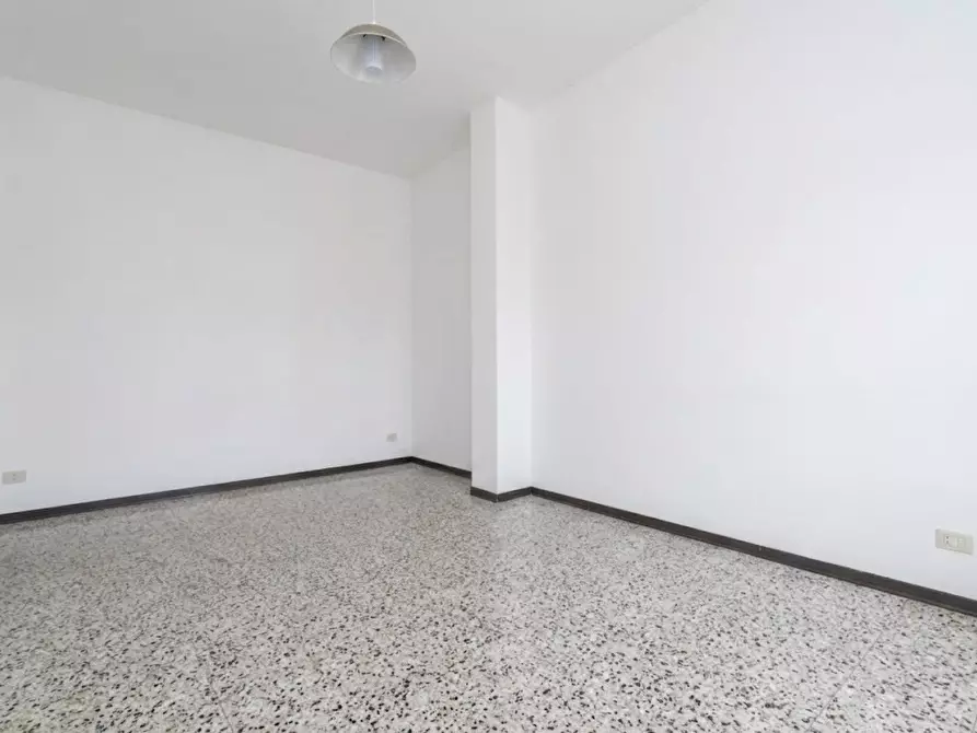 Immagine 10 di Trilocale in vendita  in Via Bologna 93 a Torino