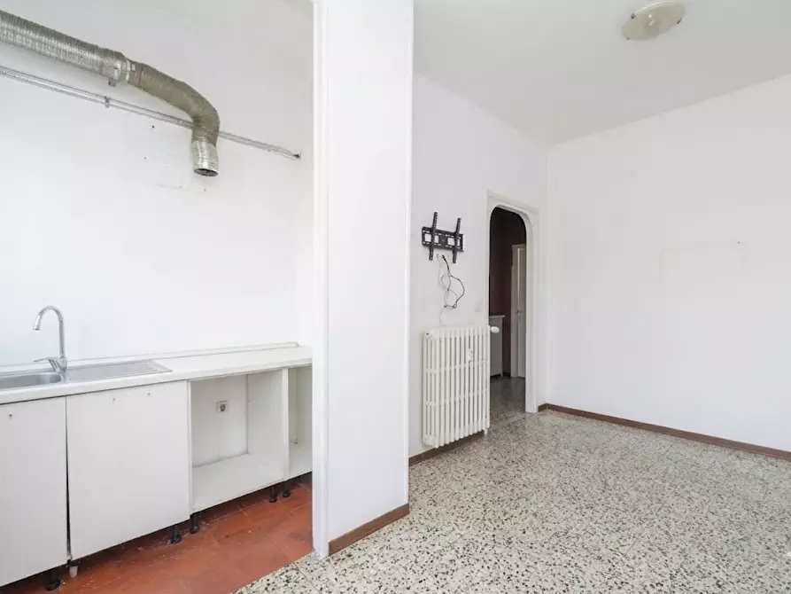 Immagine 39 di Trilocale in vendita  in Via Bologna 93 a Torino