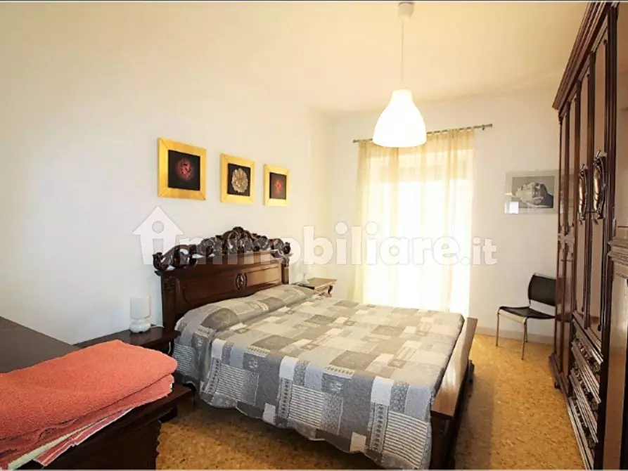 Immagine 8 di Bilocale in vendita  in Via Lodi 9 a Torino