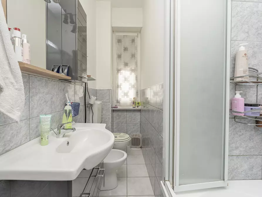 Immagine 22 di Bilocale in vendita  in Via Gioele Solari 25 a Torino