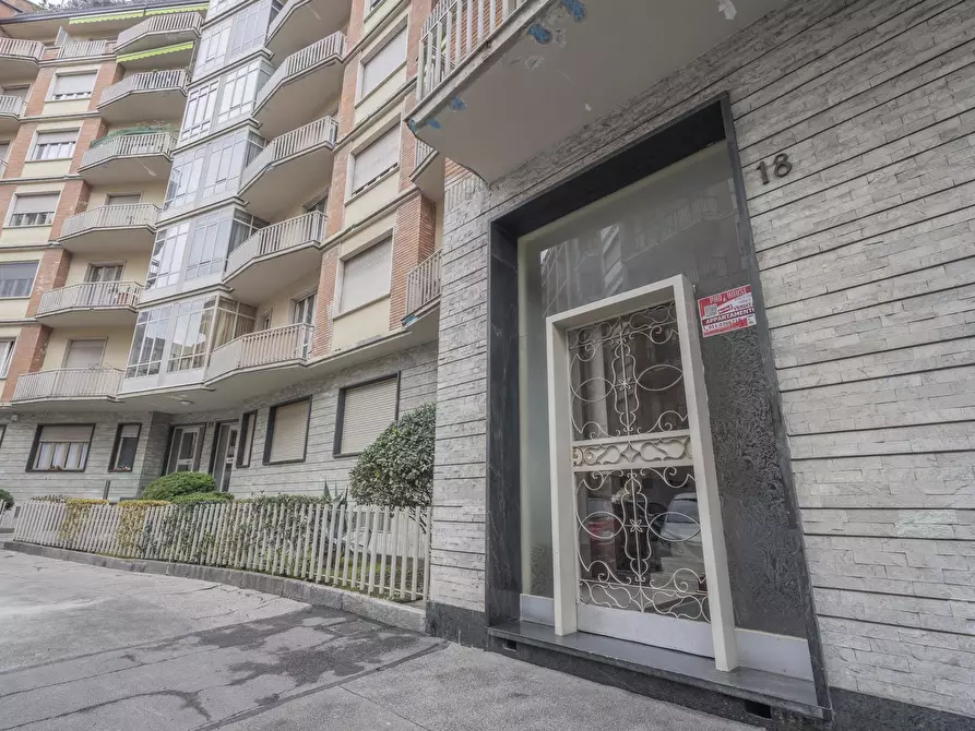 Immagine 28 di Trilocale in vendita  in Via Federico Paolini 18 a Torino
