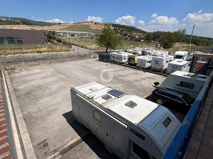 Immagine 1 di Laboratorio in affitto  in Contrada Santa Loya a Tito