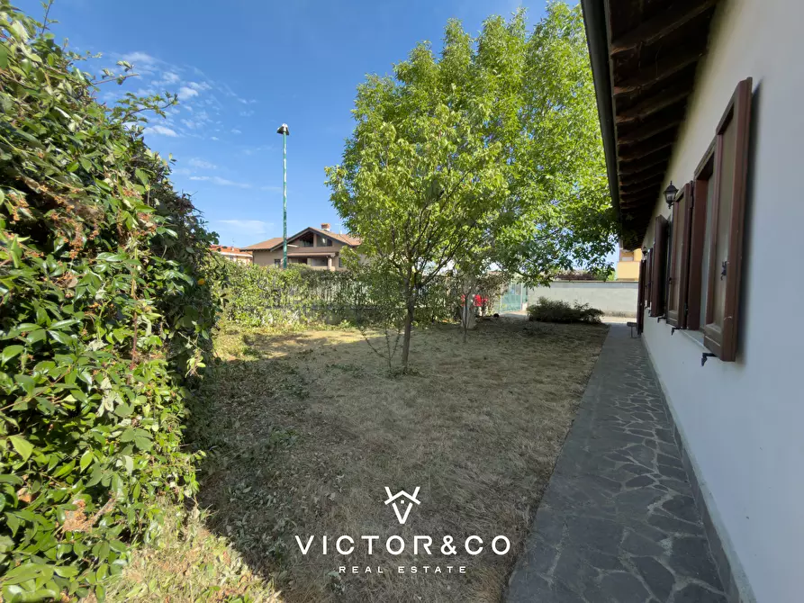 Immagine 26 di Casa bifamiliare in vendita  in Via Borghetto 4 a Casalino