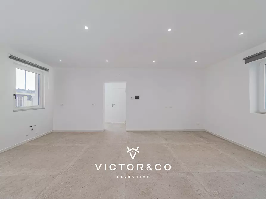 Immagine 7 di Villa in vendita  in Vicolo G. Brustio 1 a Galliate