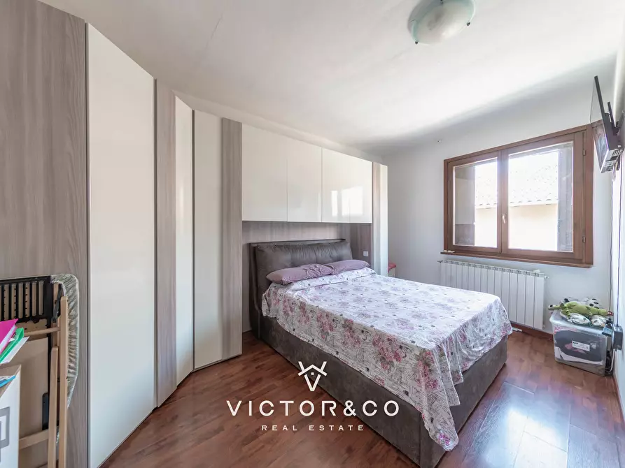 Immagine 28 di Casa bifamiliare in vendita  in Via Marconi snc a Briona