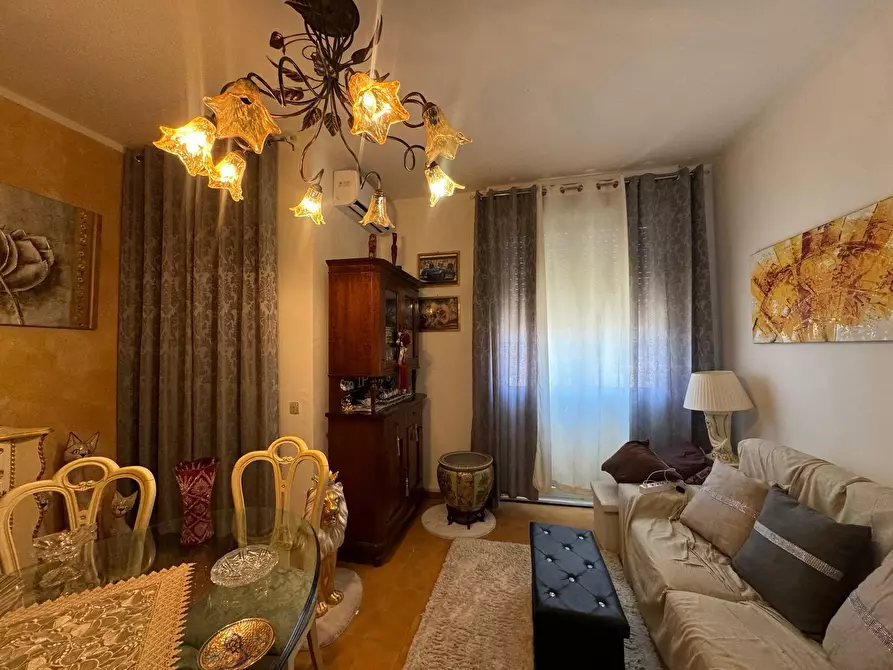 Immagine 3 di Appartamento in vendita  in Passaggio Giuseppe de felice giuffrida a Palermo