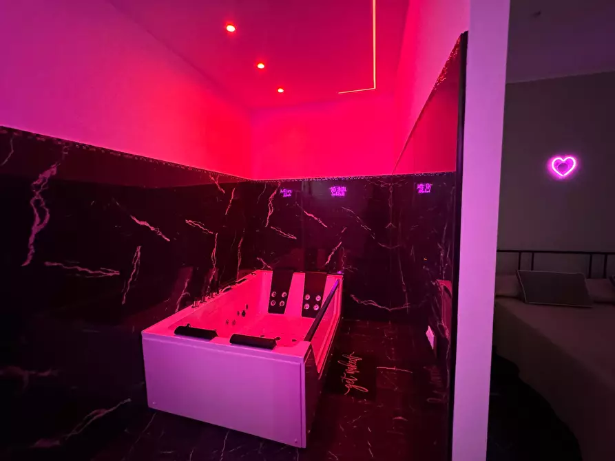 Immagine 12 di Bilocale in affitto  in Via Colonna Rotta a Palermo