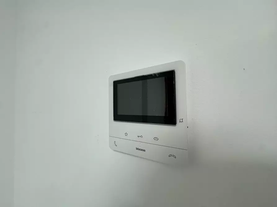 Immagine 10 di Ufficio in affitto  in Via Imperatore Federico a Palermo