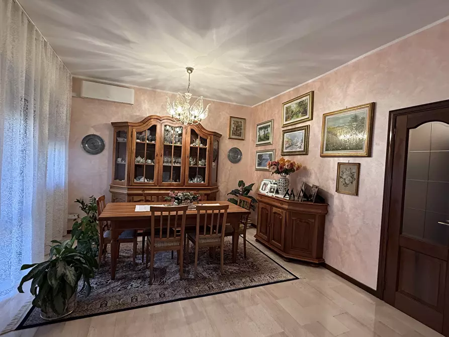 Immagine 17 di Pentalocale in vendita  in Via Roberto Moroni 7A a Sesto San Giovanni