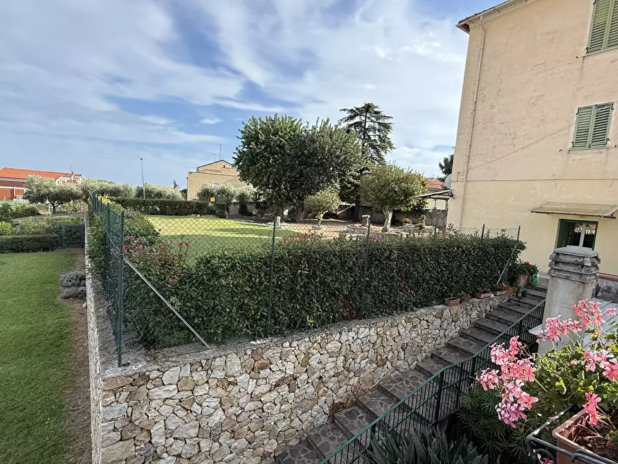 Immagine 35 di Terreno edificabile in vendita  in Via Enrico Toti 12 a Loano