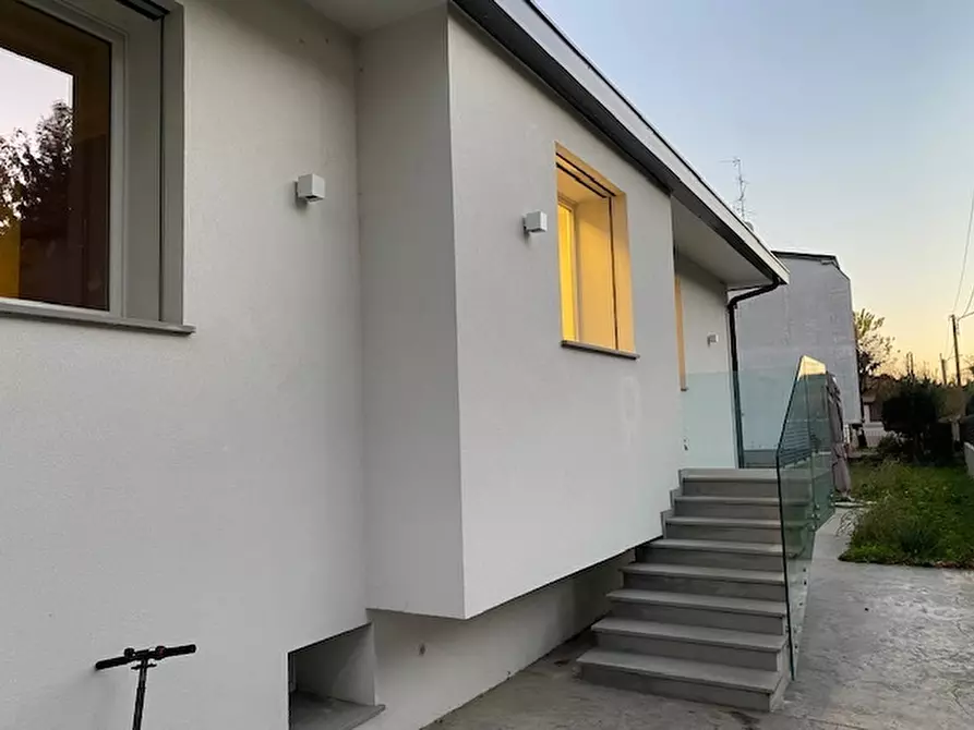 Immagine 49 di Villa in vendita  in Via Bruno Buozzi 16 a Sovico