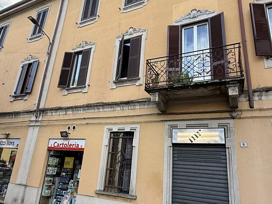 Immagine 42 di Bilocale in vendita  in Via Giuseppe Sirtori 1 a Carate Brianza