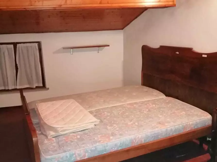 Immagine 4 di Trilocale in affitto  a Varano De' Melegari