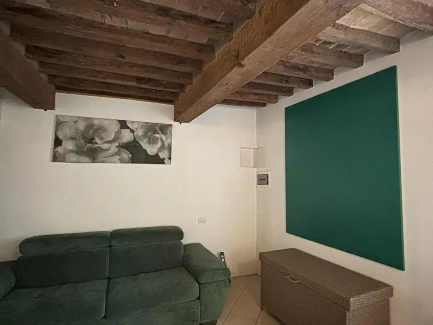 Immagine 6 di Appartamento in vendita  a Varano De' Melegari