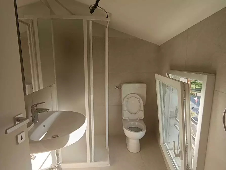 Immagine 5 di Monolocale in affitto  a Fornovo Di Taro