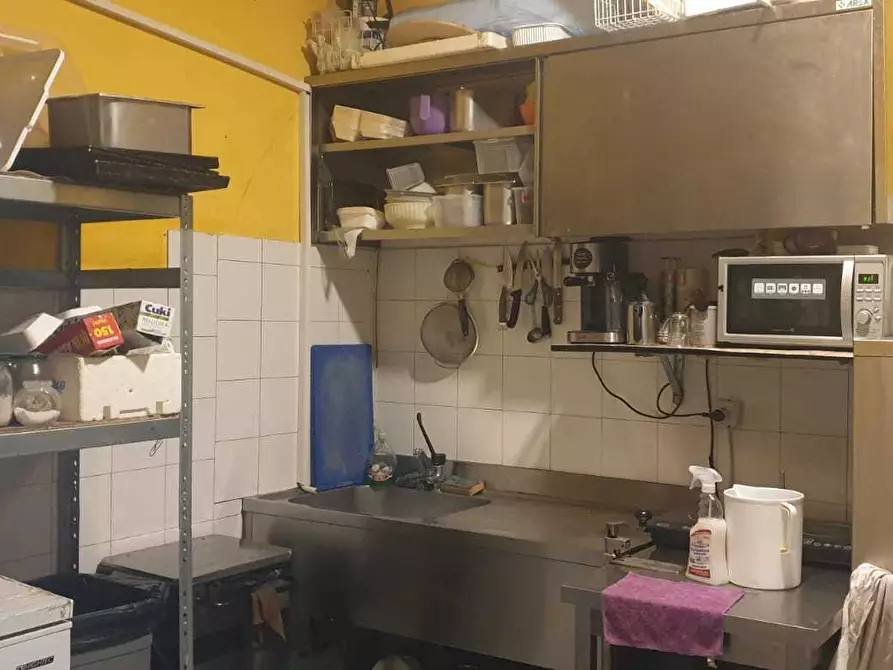 Immagine 11 di Appartamento in vendita  a Medesano