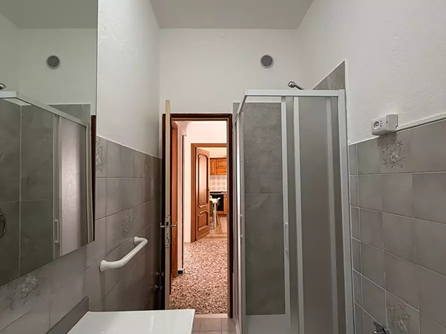 Immagine 19 di Quadrilocale in affitto  a Medesano