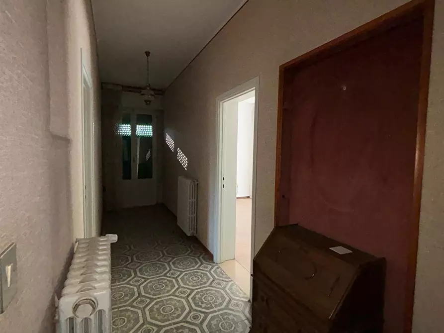 Immagine 22 di Casa trifamiliare in vendita  a Varano De' Melegari