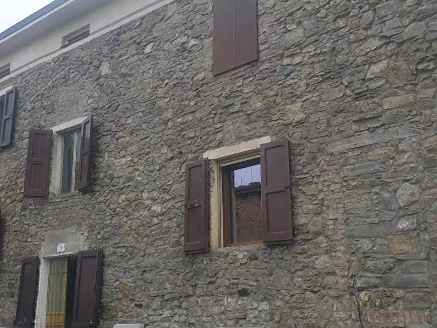 Immagine 1 di Terratetto in vendita  in Strada Per Piazza-Sivizzano a Fornovo Di Taro