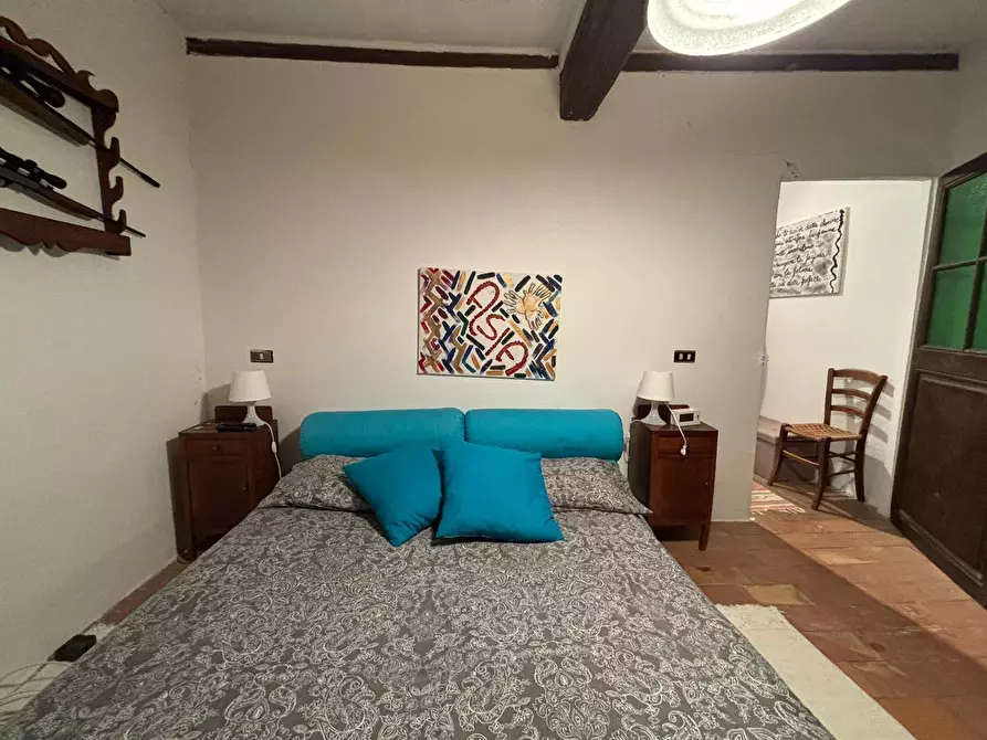 Immagine 31 di Porzione di casa in vendita  a Varano De' Melegari