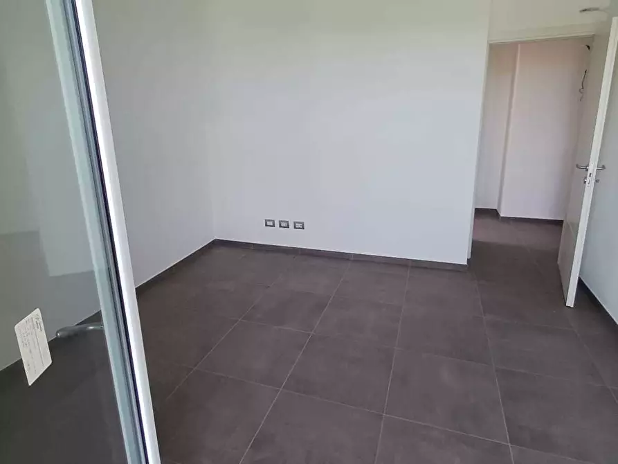 Immagine 35 di Trilocale in vendita  a Medesano