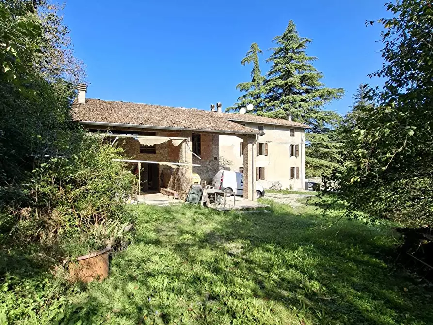 Immagine 38 di Porzione di casa in vendita  a Fornovo Di Taro