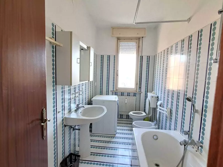 Immagine 42 di Trilocale in vendita  a Medesano