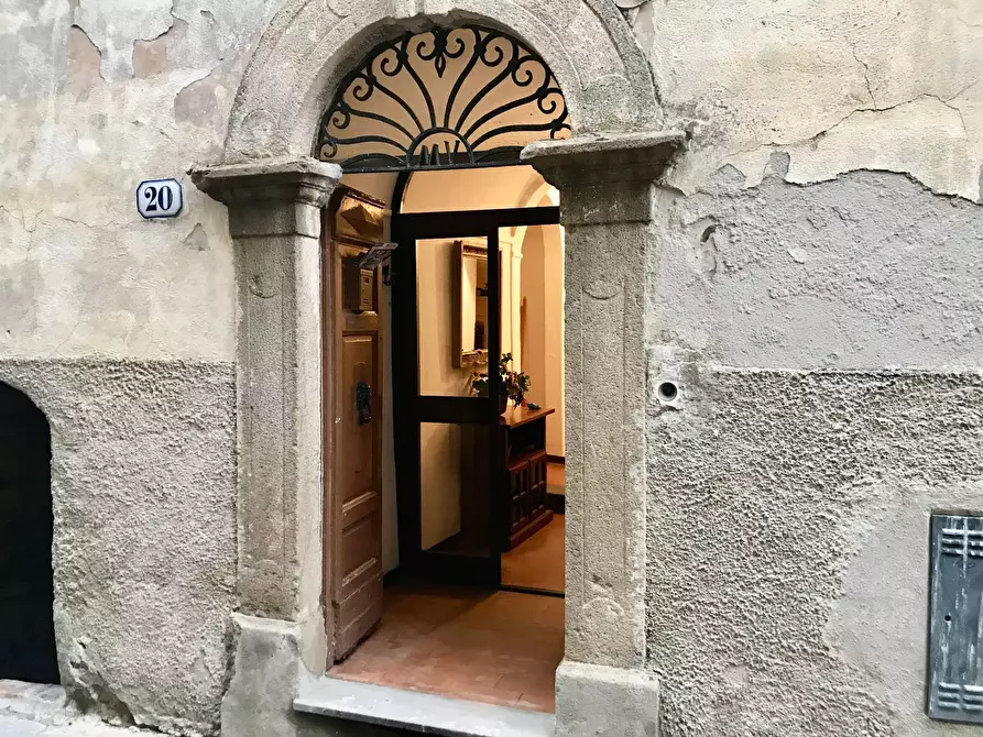 Immagine 1 di Casa semindipendente in vendita  a Gavorrano