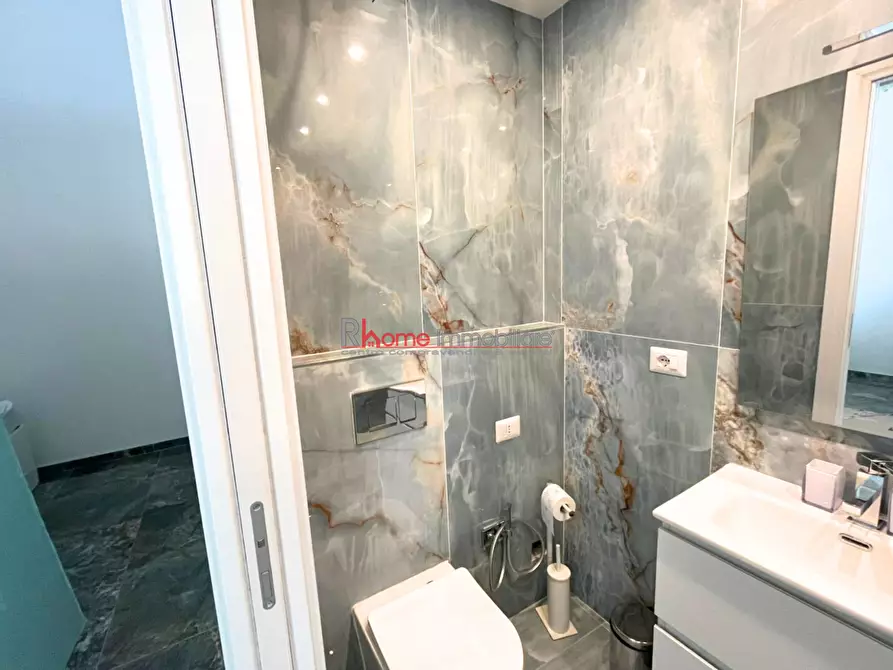 Immagine 13 di Loft/Open space in vendita  a Roma