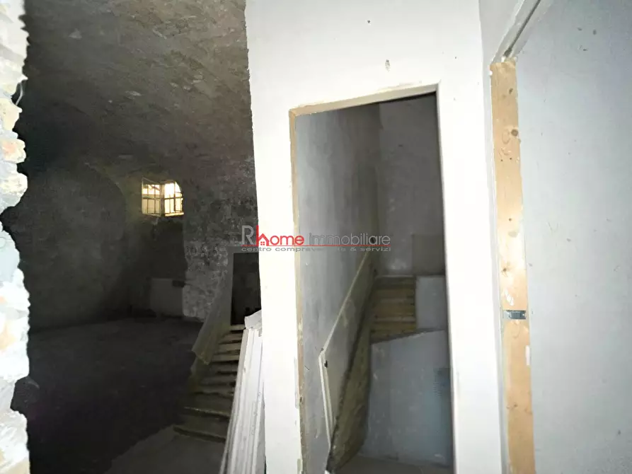 Immagine 4 di Bilocale in vendita  a Roma