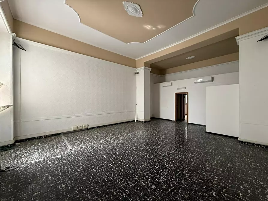 Immagine 8 di Quadrilocale in vendita  in Via Cavour 47 a Roma