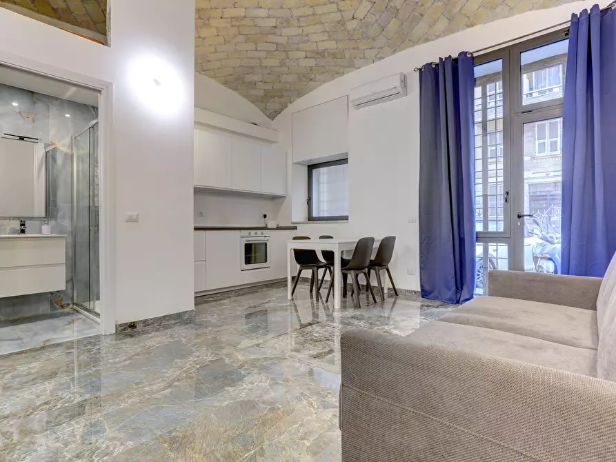 Immagine 1 di Loft/Open space in vendita  a Roma