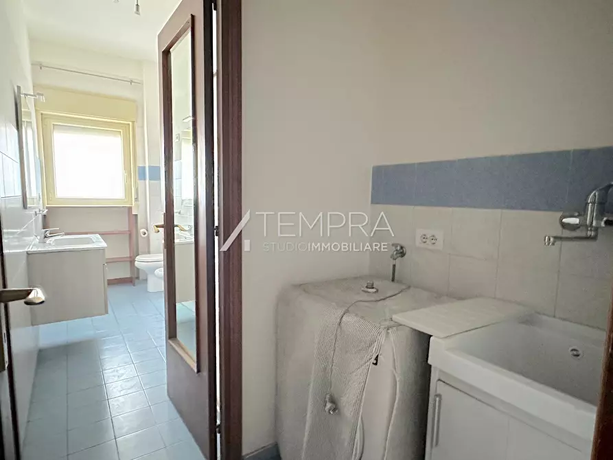 Immagine 11 di Appartamento in vendita  a Catania