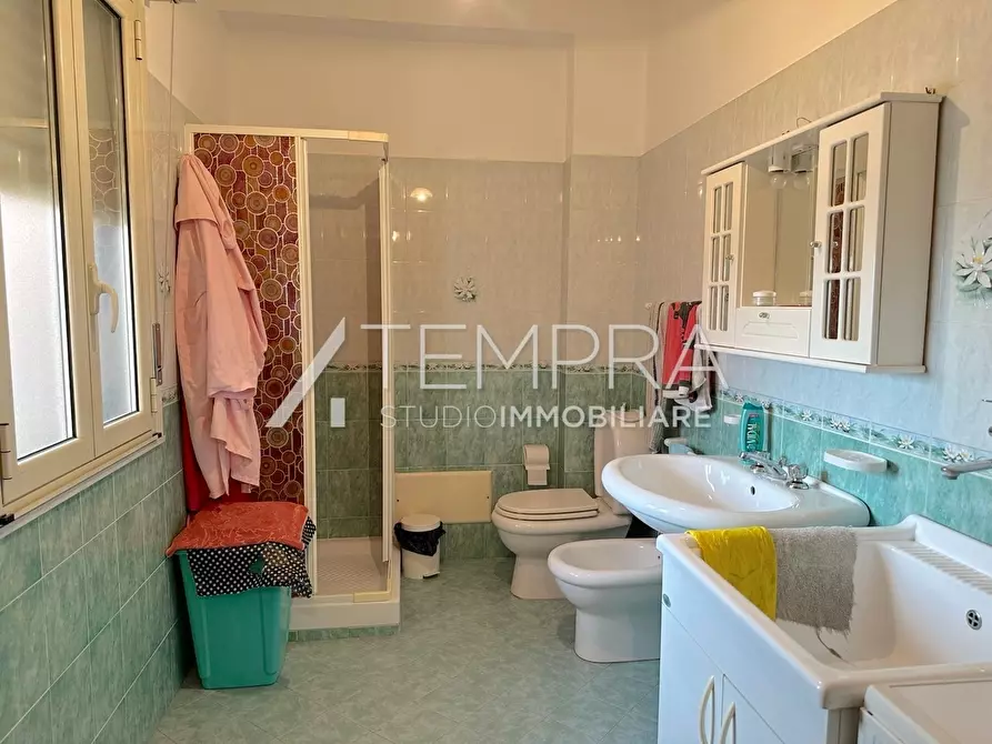 Immagine 7 di Appartamento in vendita  a Adrano