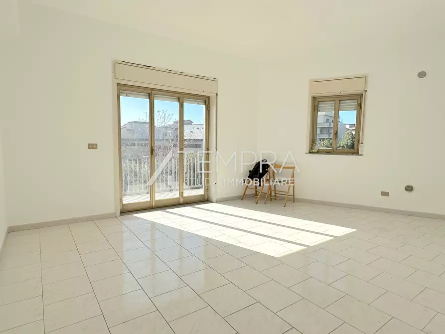 Immagine 7 di Appartamento in vendita  in Via Frans Kafka 1 a Adrano