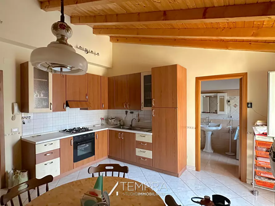 Immagine 26 di Casa indipendente in vendita  in VIA ALBERT EINSTEIN 9 a Adrano