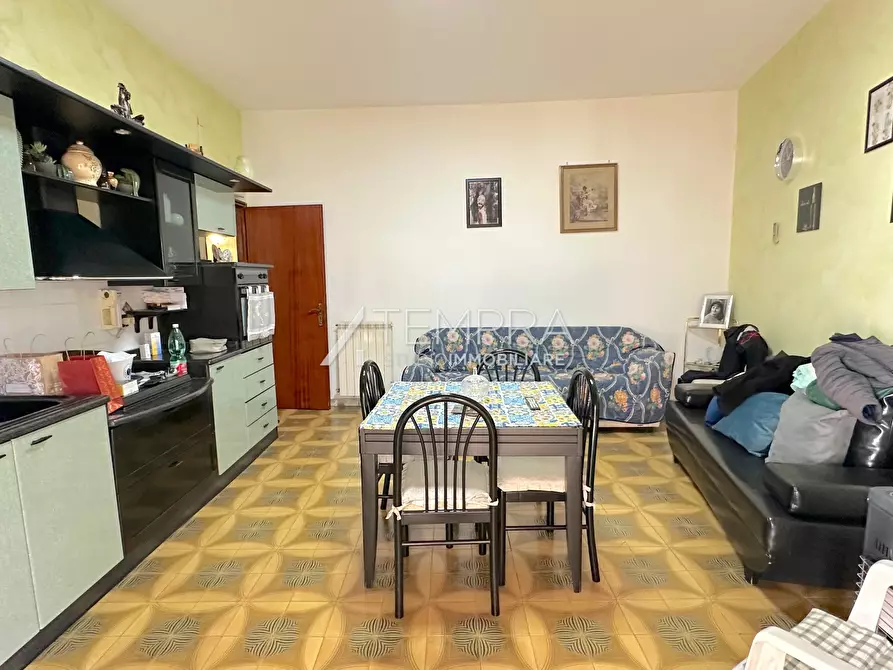 Immagine 6 di Appartamento in vendita  a Adrano