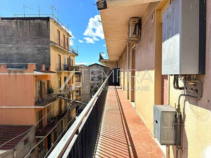 Immagine 26 di Appartamento in vendita  in Via Catanzaro a Adrano