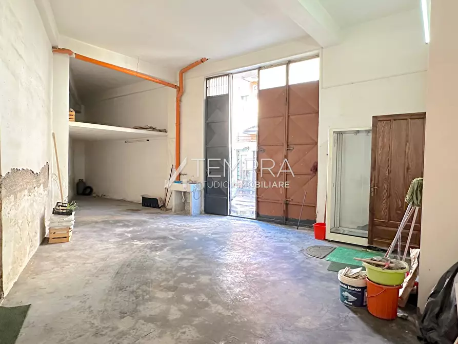 Immagine 24 di Appartamento in vendita  in via archeologica 12 a Adrano